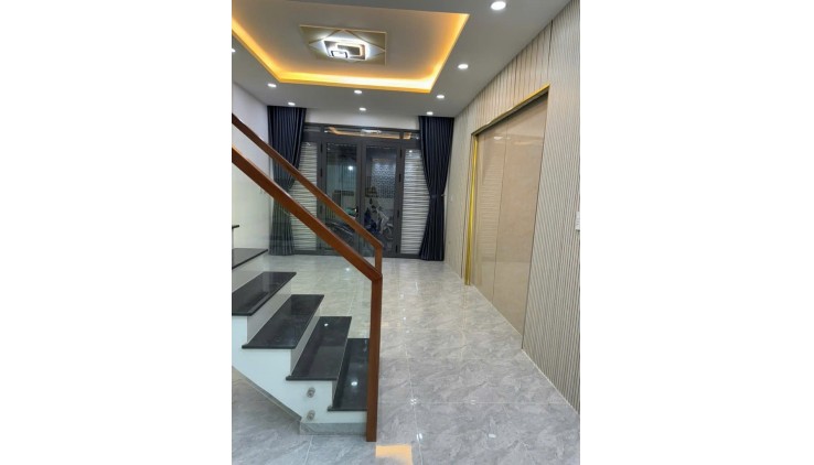 Bán Nhà Mới 100% Gần Đường Gò Xoài, BHHA, Bình Tân, HẺM OTO, 36m2, 2Tầng, 3.x Tỷ